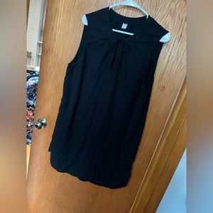 Old Navy Sleeveless Black Dress